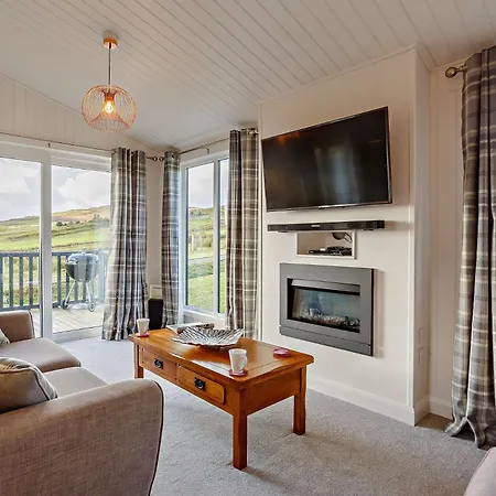2 Bed In Isle Of Skye 75068 Villa Portree Exterior photo