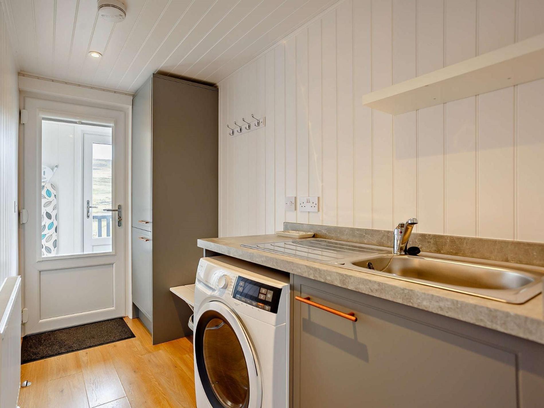 Holiday home 2 Bed In Isle Of Skye 75068