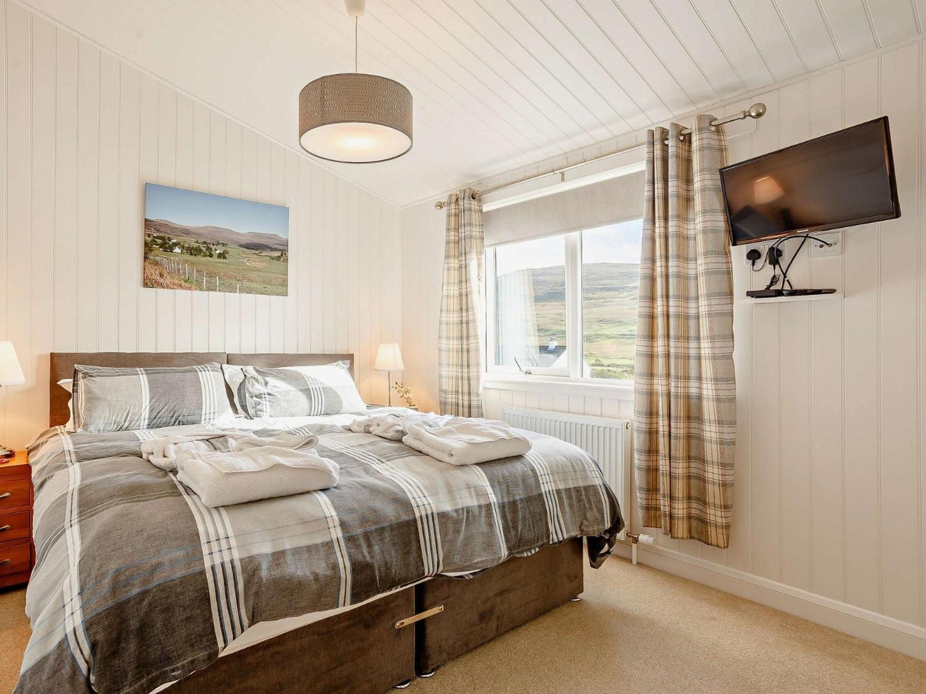 2 Bed In Isle Of Skye 75068 * Portree