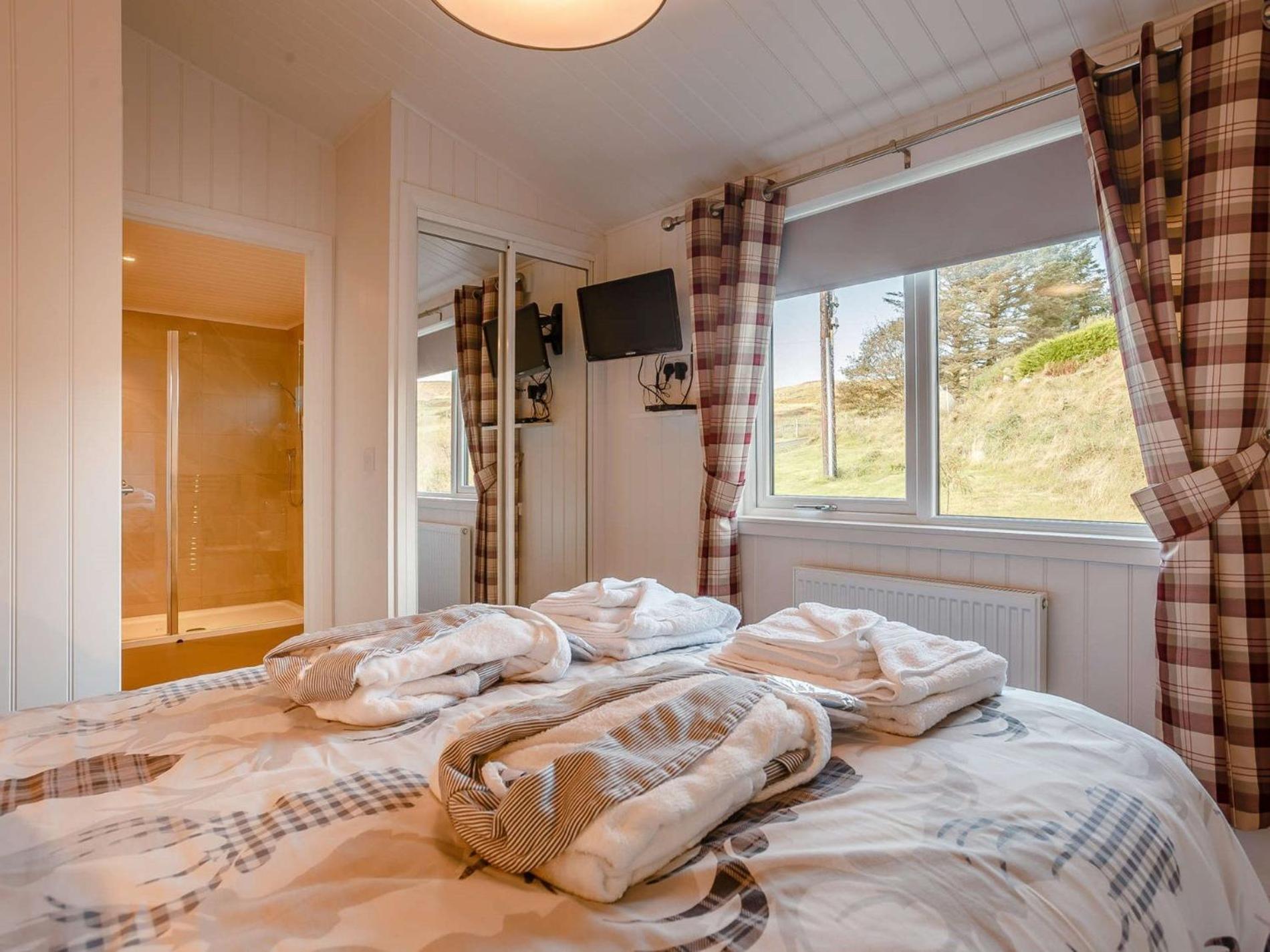 2 Bed In Isle Of Skye 75068 Holiday home Portree